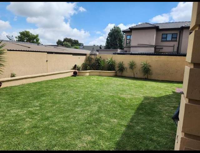 3 BEDROOM HOUSE FOR SALE IN ORMONDE